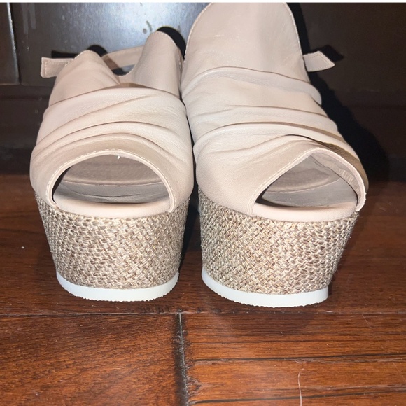 MARCO RICCI WOMENS WRINKLE VAMP PLATFORM SLINGBACK WEDGE, SIZE EU 38 (US8), NUDE - Picture 10 of 13